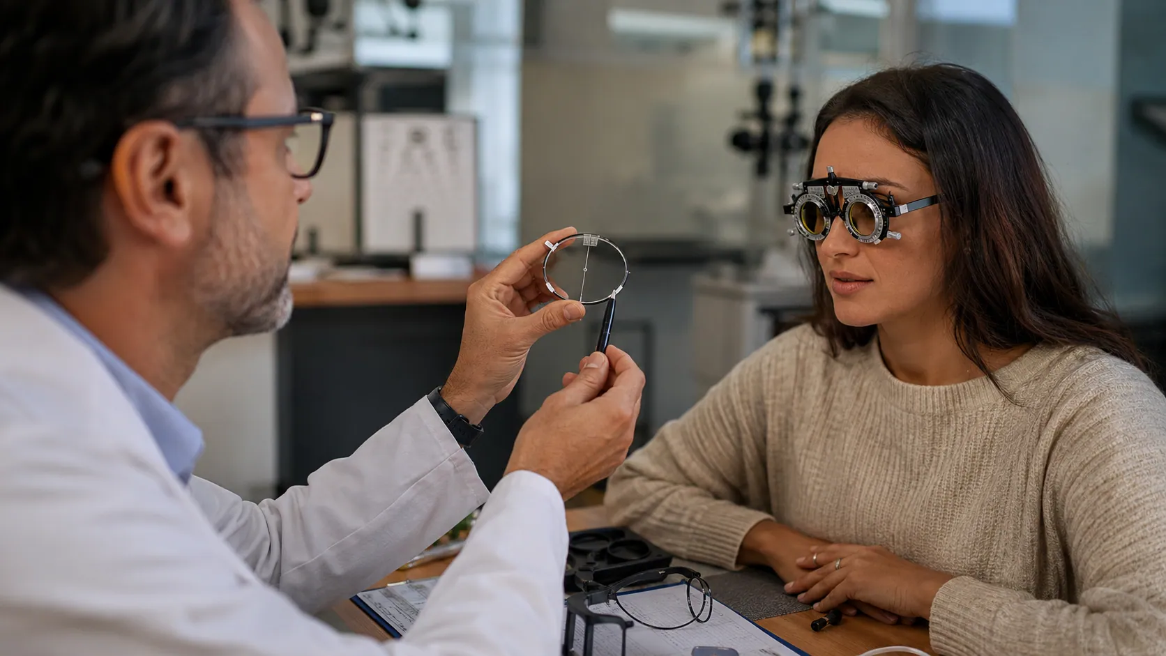 What Does the Axis Mean in an Eye Prescription